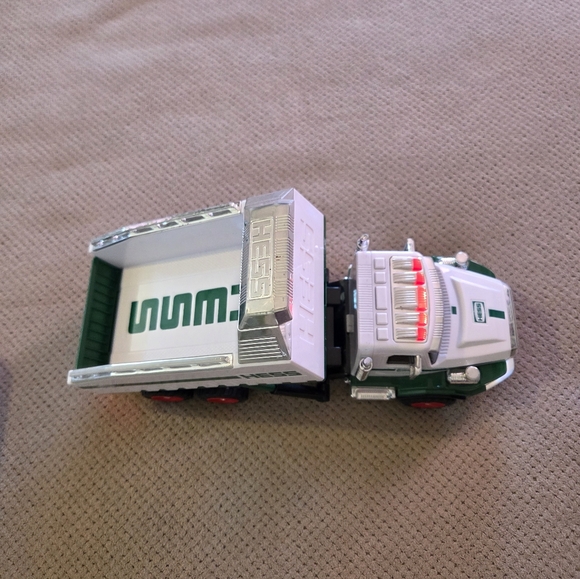 2017 Hess Dump Truck and Loader with Functioning Lights and Sound Preowned - Picture 7 of 16